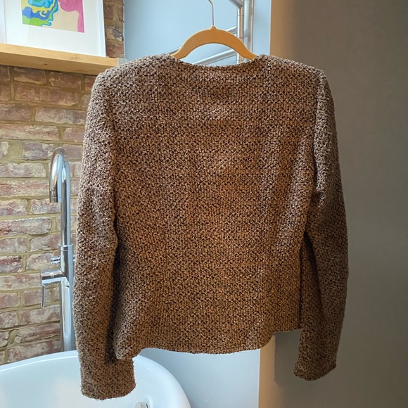 Escada boucleè jacket. Oversized snap closure. - Picture 4 of 12